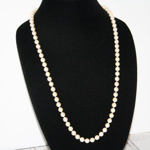 🤍 Vintage Long Beaded Pearl Necklace · 34" · Classic Elegance ✨